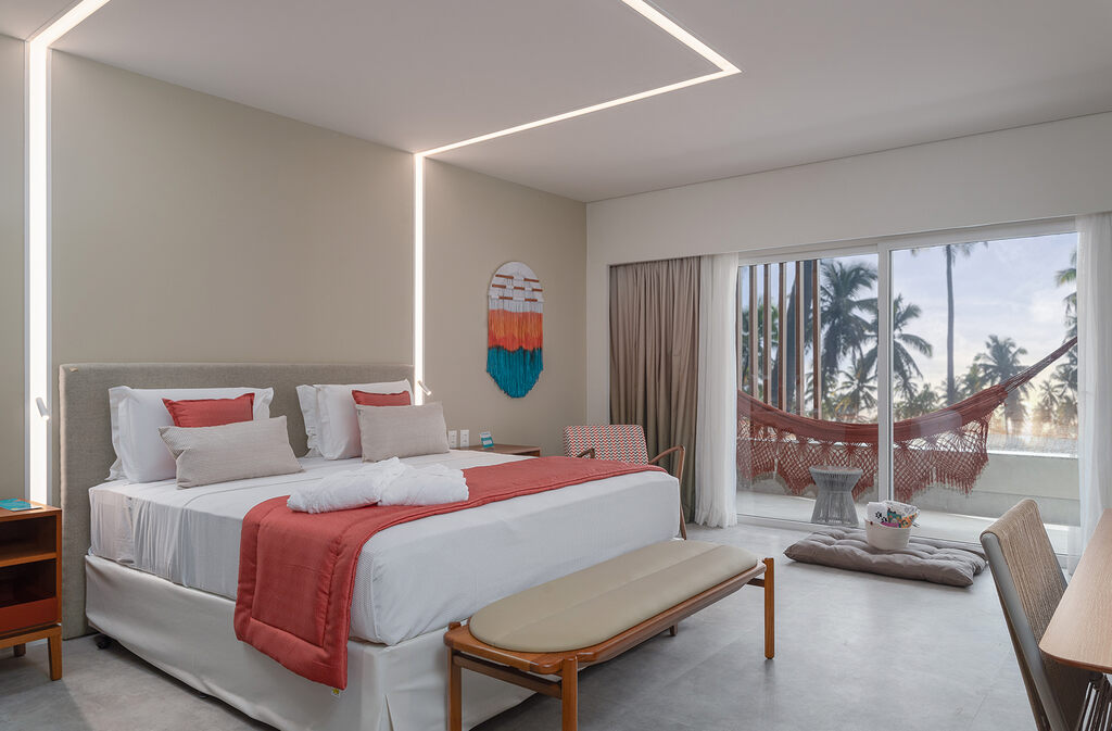 interior de quarto do Japaratinga Lounge Resort, perto de uma das praias mais seguras do Brasil