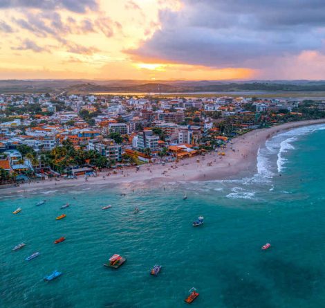 Cidade de Japaratinga vista de cima.